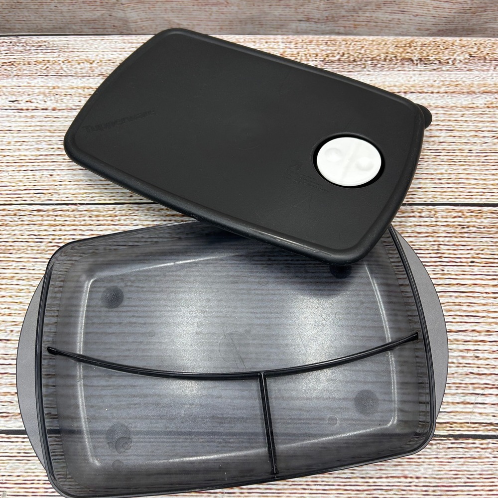 Tupperware CrystalWave‎ Divided Dish Black Microwave Reheatable 3382A-4 3390A-2